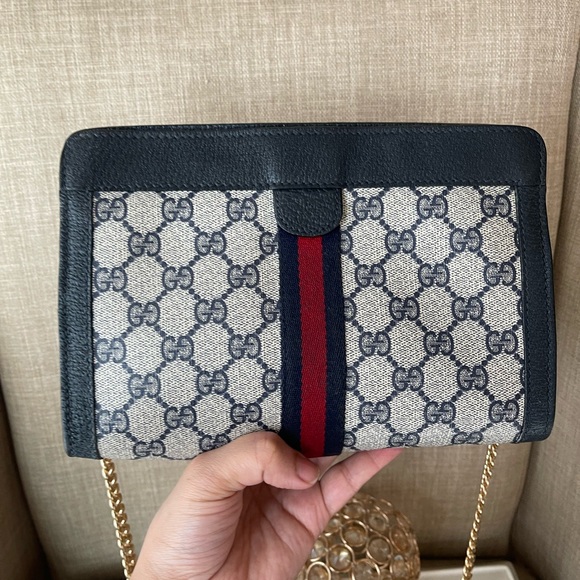 Authentic Gucci vintage web sherry line clutch bag 89.01.001 (D7133) - Picture 3 of 14